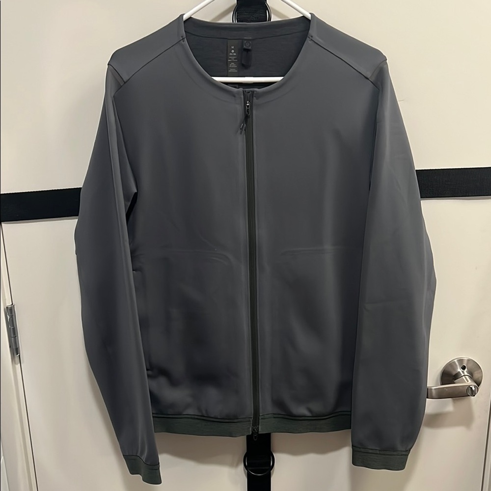 Lululemon Athletica Gray Lightweight Bomber Jacket with Modern Silhouette
